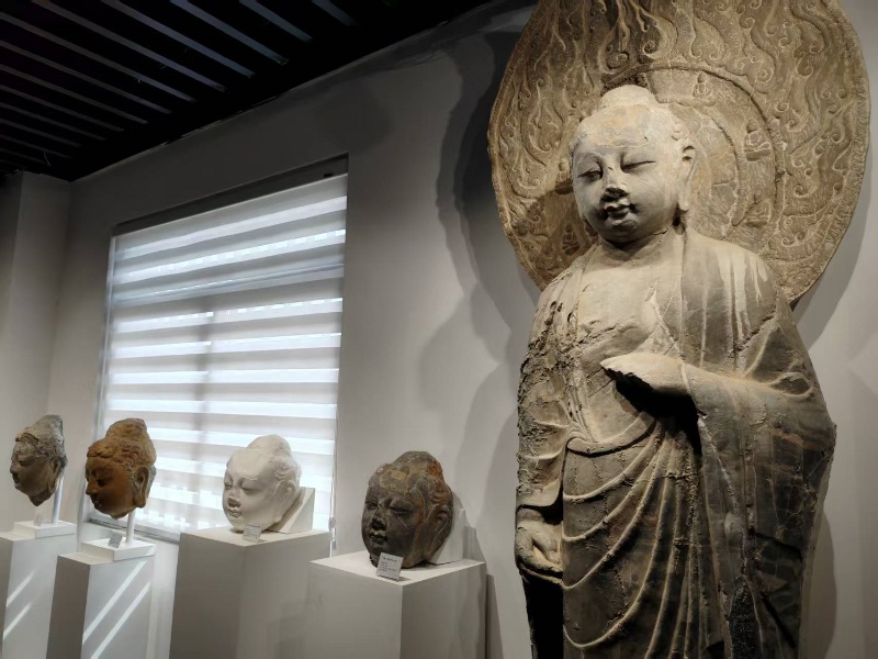 龙门石窟研究院：“数字化回归”让文物复位