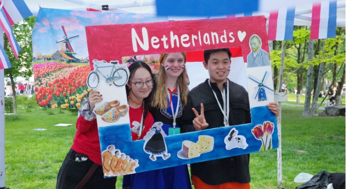 世界文化节搭建中欧友谊之桥