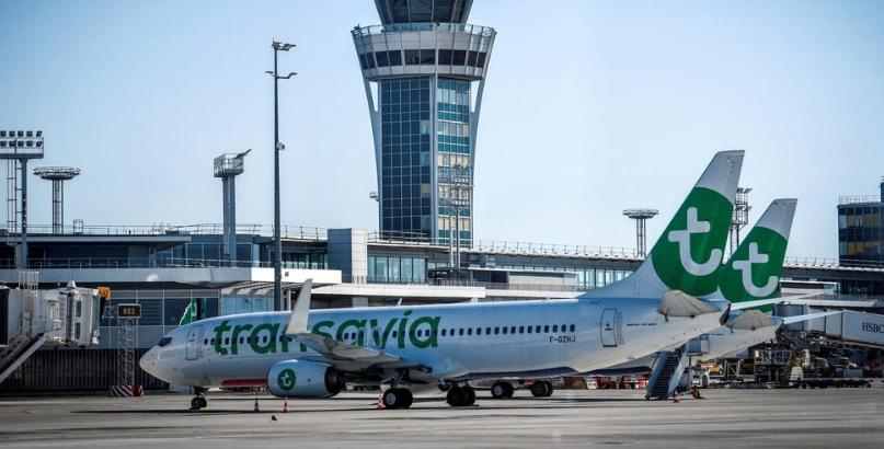 法国巴黎奥利机场故障 数百架航班取消或延误