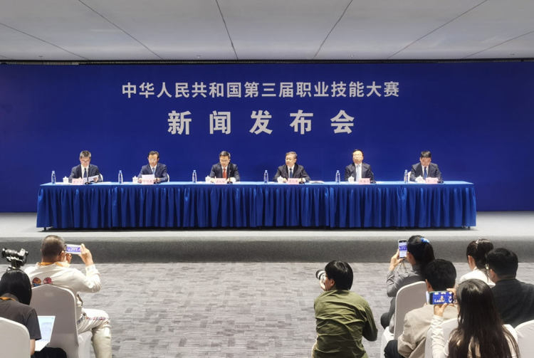 河南正由人口大省向人力资源强省加速迈进