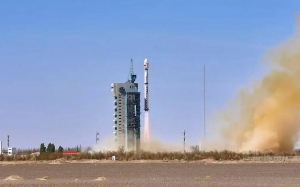 中国成功发射高精度温室气体综合探测卫星