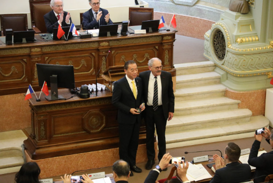 中法专家巴黎共探“转化医学及精准诊治”