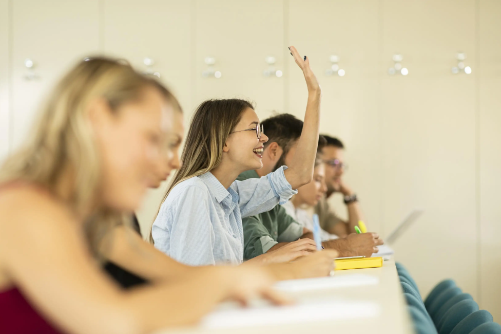 报告：英格兰地方议会需增聘1400名教育心理学家