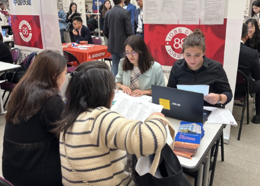 法企招聘意愿下降 就业行情恶化