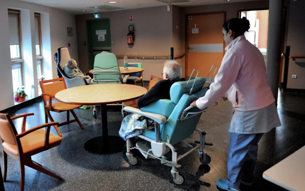 医疗养老机构拟更名重树形象